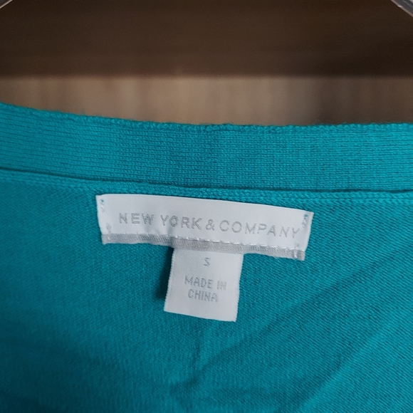 Womans teal cardigan - Picture 3 of 3